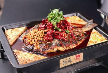 台中公益路美食｜另類火鍋「探魚」：大陸最文藝烤魚店@台中南屯區