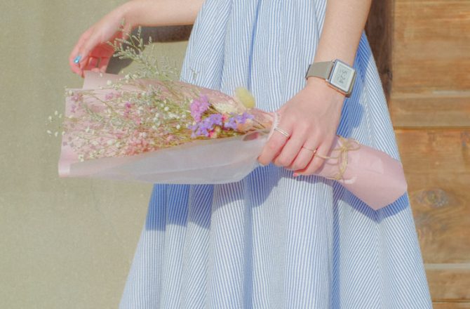 OL手錶穿搭｜種一朵花在手上吧 時尚知性都會電子錶「Epson Smart Canvas花漾系列」