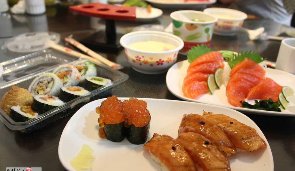 台中北區美食▌普通的「阿裕壽司」，但很平價所以到想打包幾盒回台北吃(推薦鮭魚肚炙燒壽司、阿裕壽司菜單)