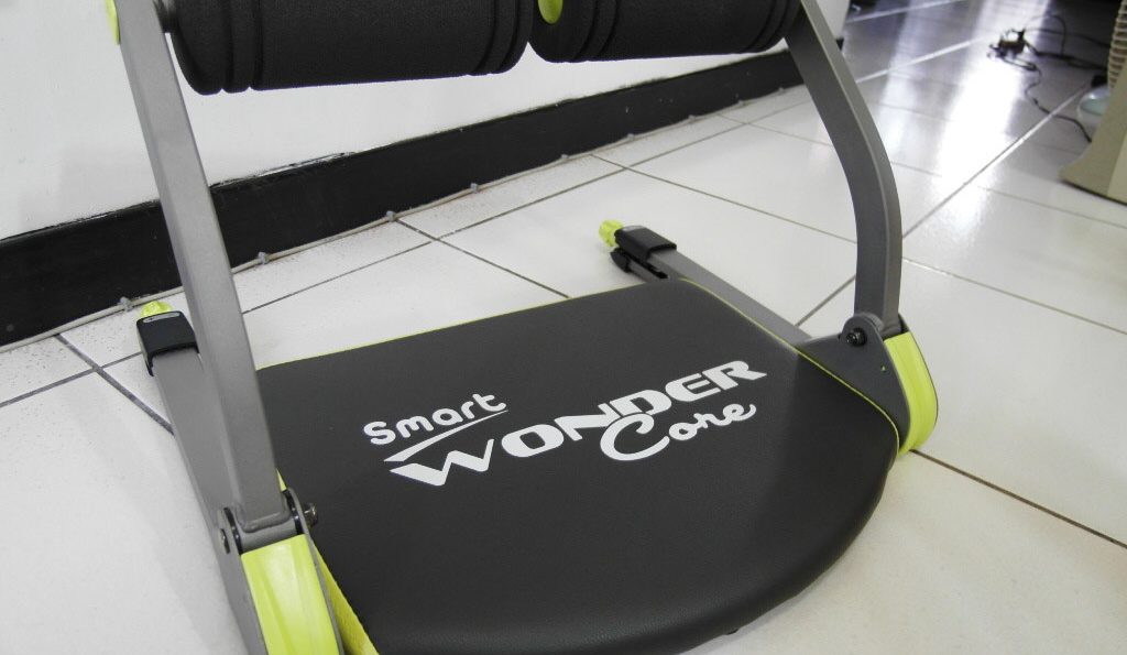 健身器材分享 ▌「Wonder Core Smart 全能塑體健身機」：在家運動塑身好簡單，夏日減肥大作戰 萬達康wondercore
